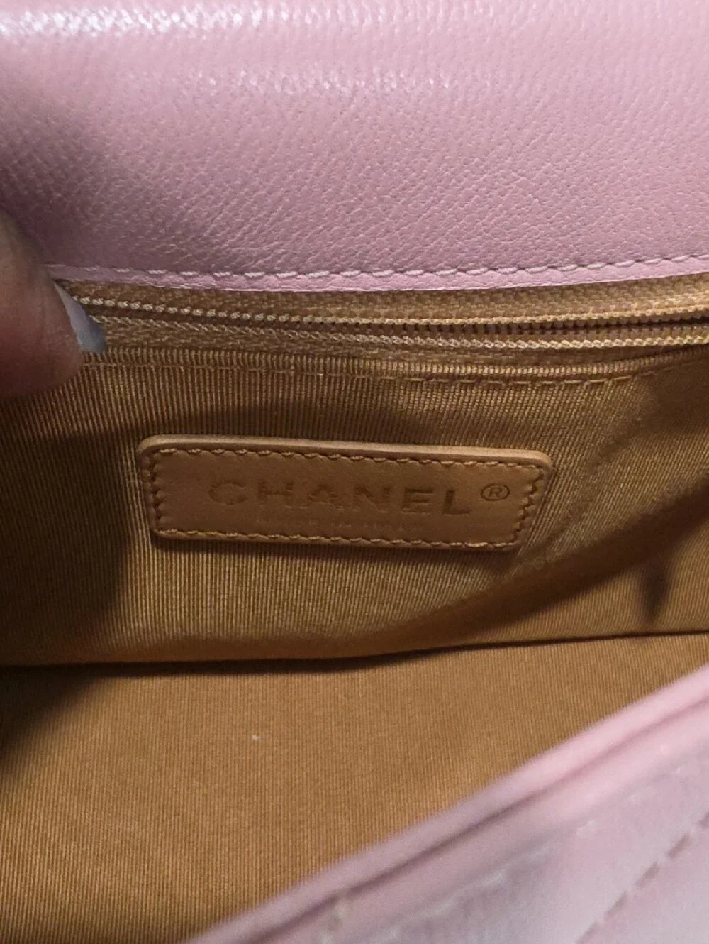 CHANEL Pink Quilted Leather Shoulder Bag with Gold Chain and CC Lock